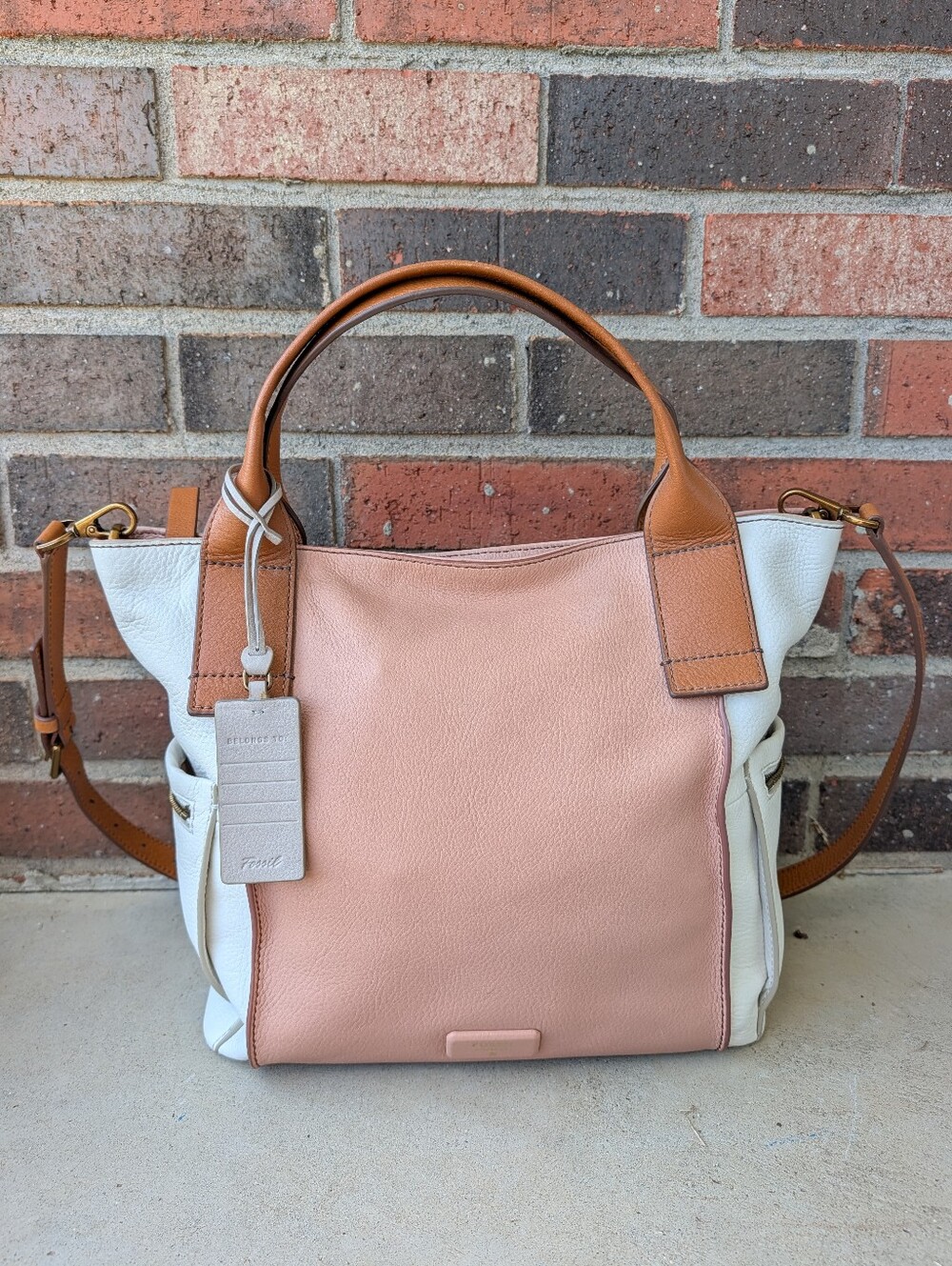 🩷EUC Fossil Brand Emerson Genuine Pebble Leather Zip Top Adjustable Crossbody